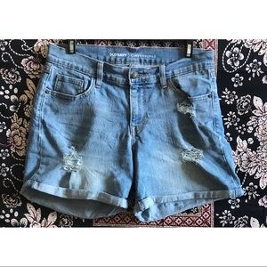 OLD NAVY CURVY/PROFILE DISTRESSED JEAN SHORTS